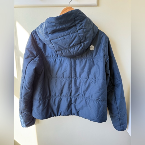 STIO East Butte Hooded Puffer Jacket Cropped Gorpcore Blue Insulated Oversized M - Picture 2 of 7